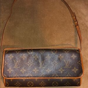 Authentic Louis Vuitton Pochette Twin GM
